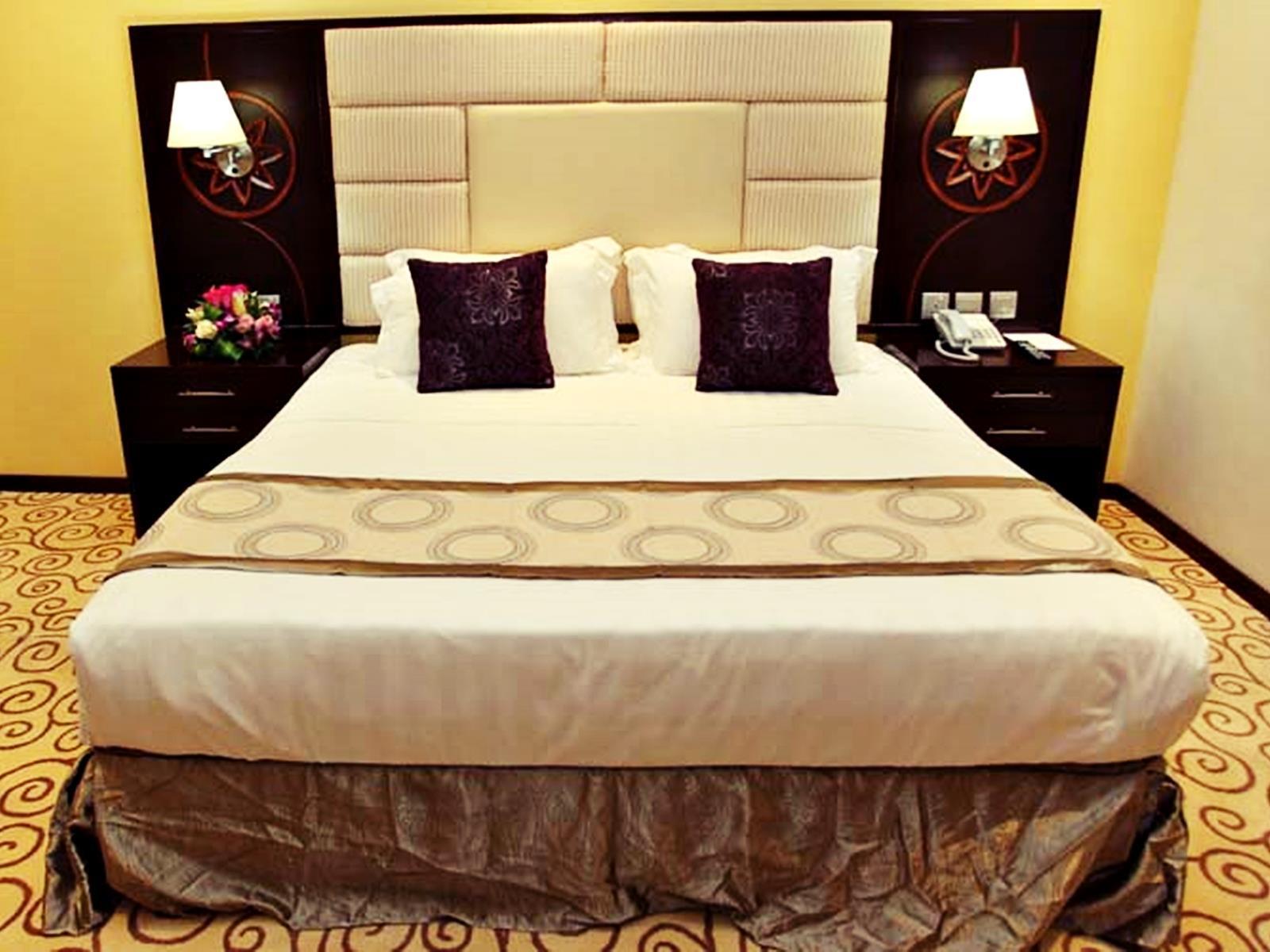 Al Liwan Suites Rawdat Al Khail Doha Buitenkant foto