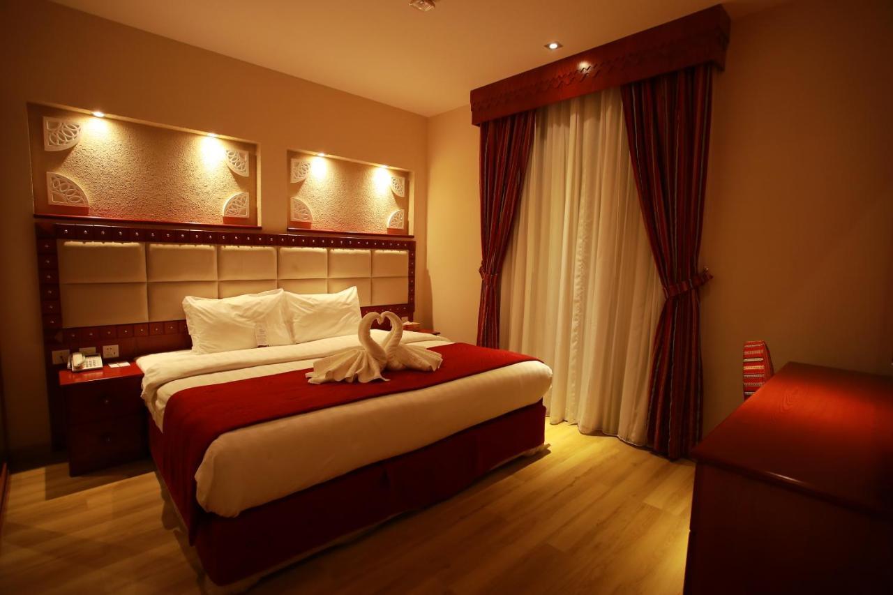 Al Liwan Suites Rawdat Al Khail Doha Buitenkant foto